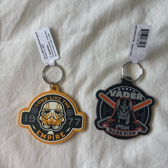 NWT Star Wars Keychain Set - Empire and Vader - Picture 1 of 4